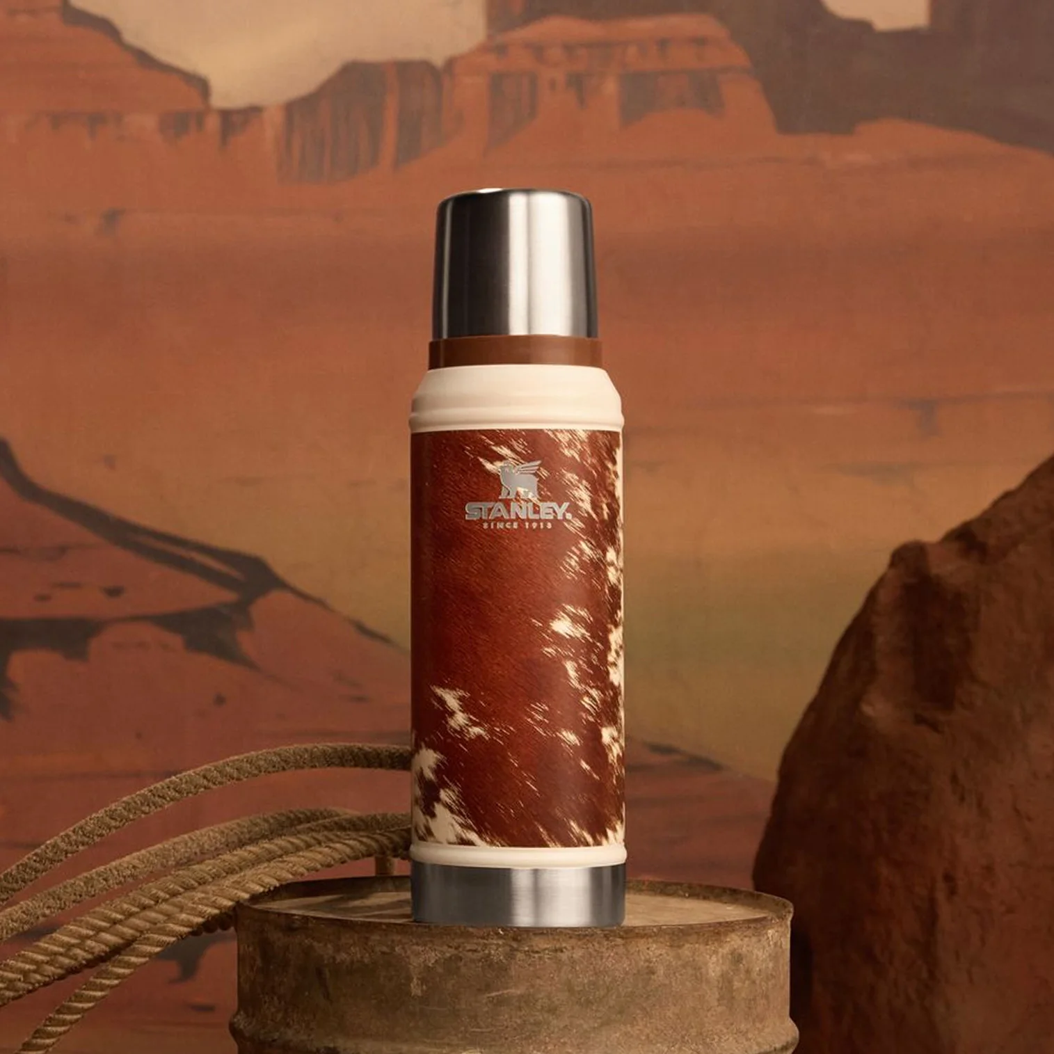 The Kacey Musgraves x Stanley 1913 Classic Legendary Bottle | 1.0 QT - Image 6