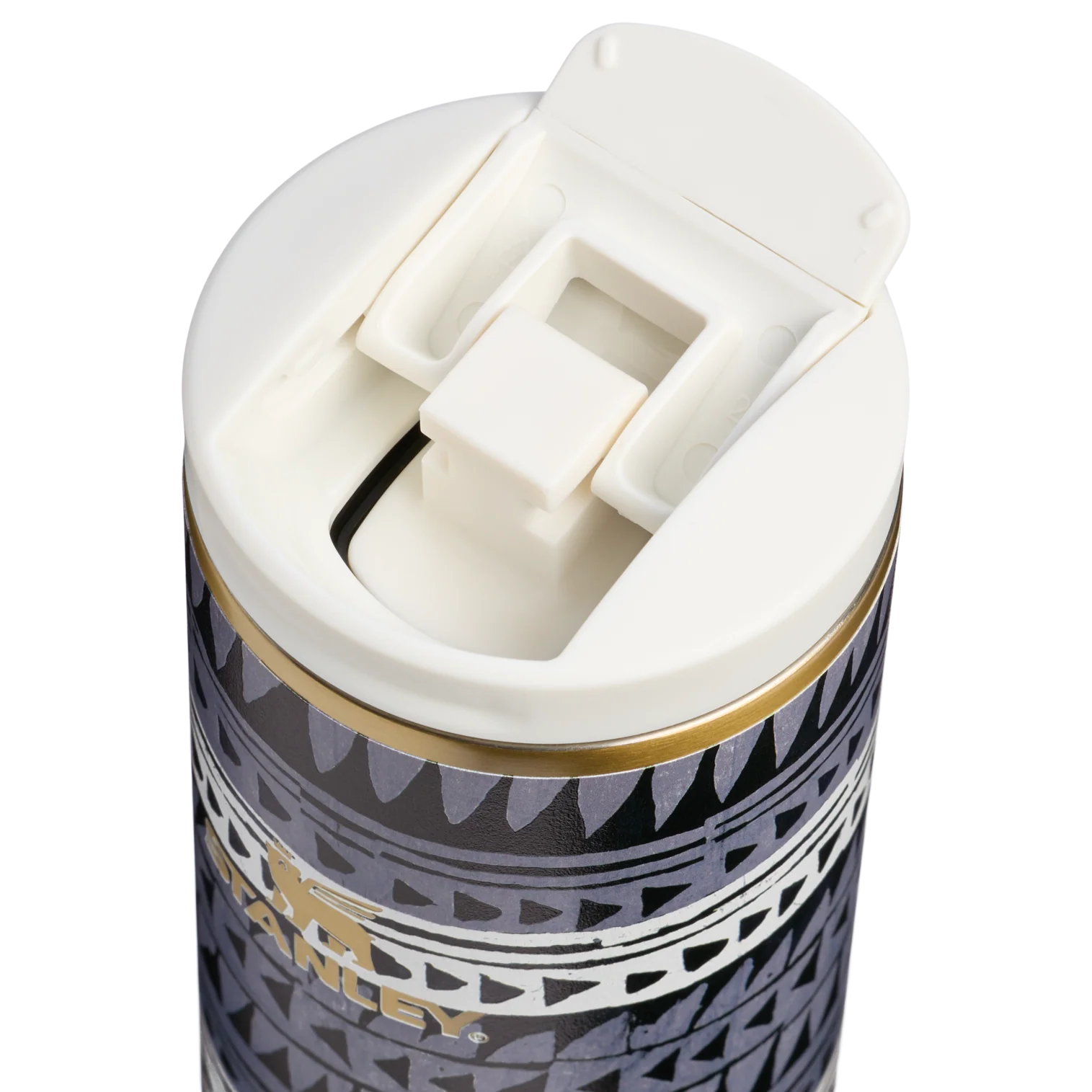 The Stanley 1913 x Nest AeroLight™ Transit Transit Flip Top Mug | 16 OZ - Image 18